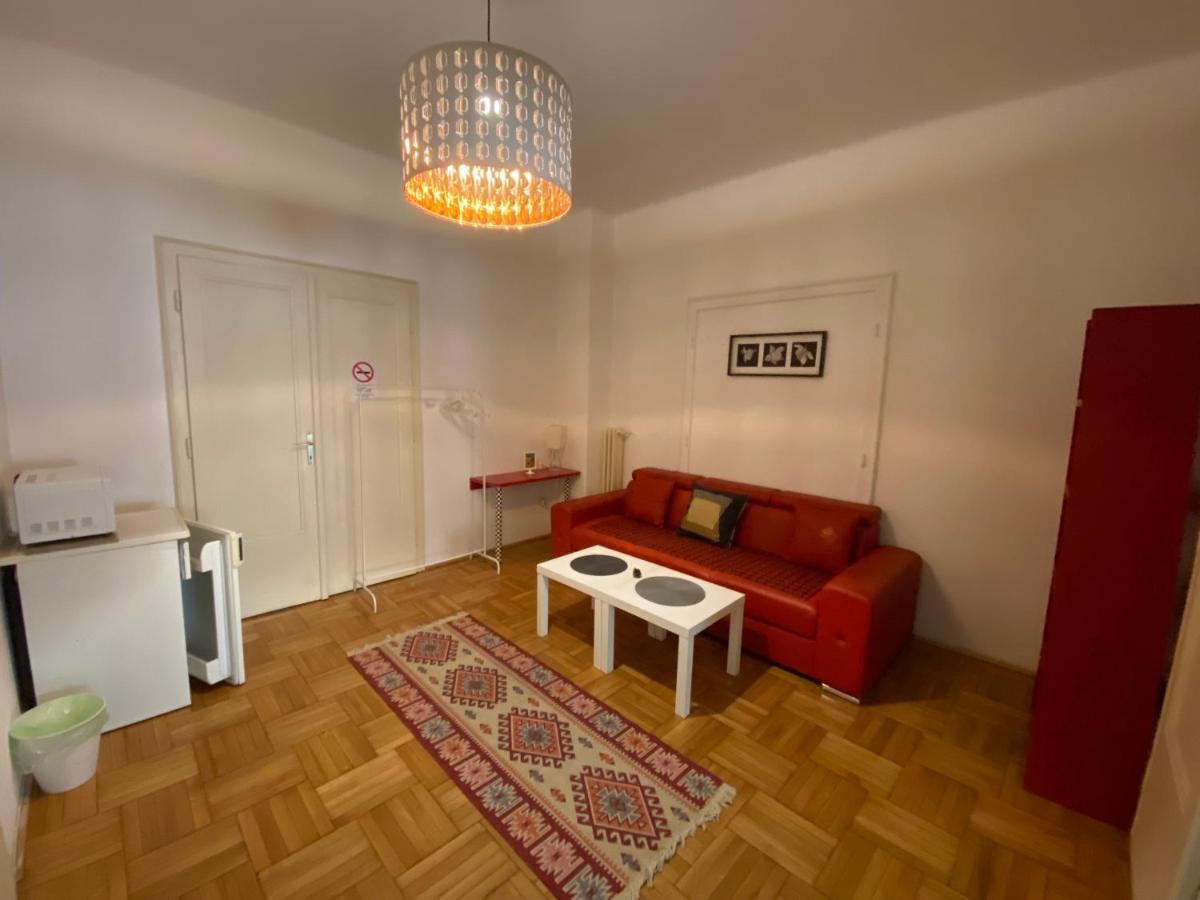 Monolit Budapest Center Guesthouse Екстер'єр фото